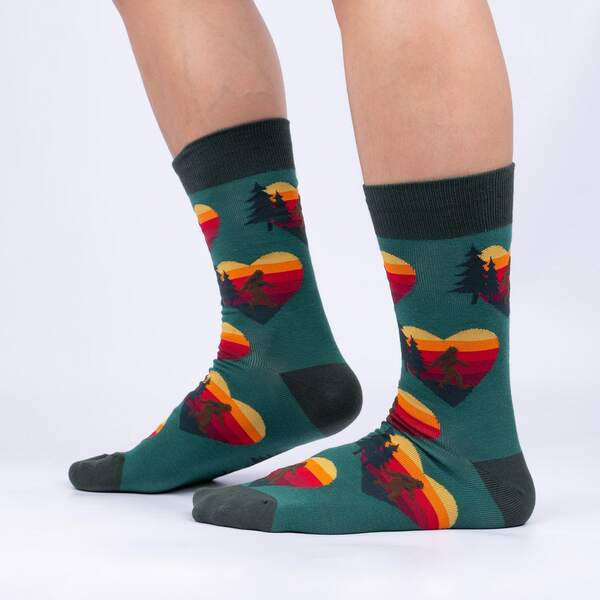Seeking Sasquatch Men's Socks